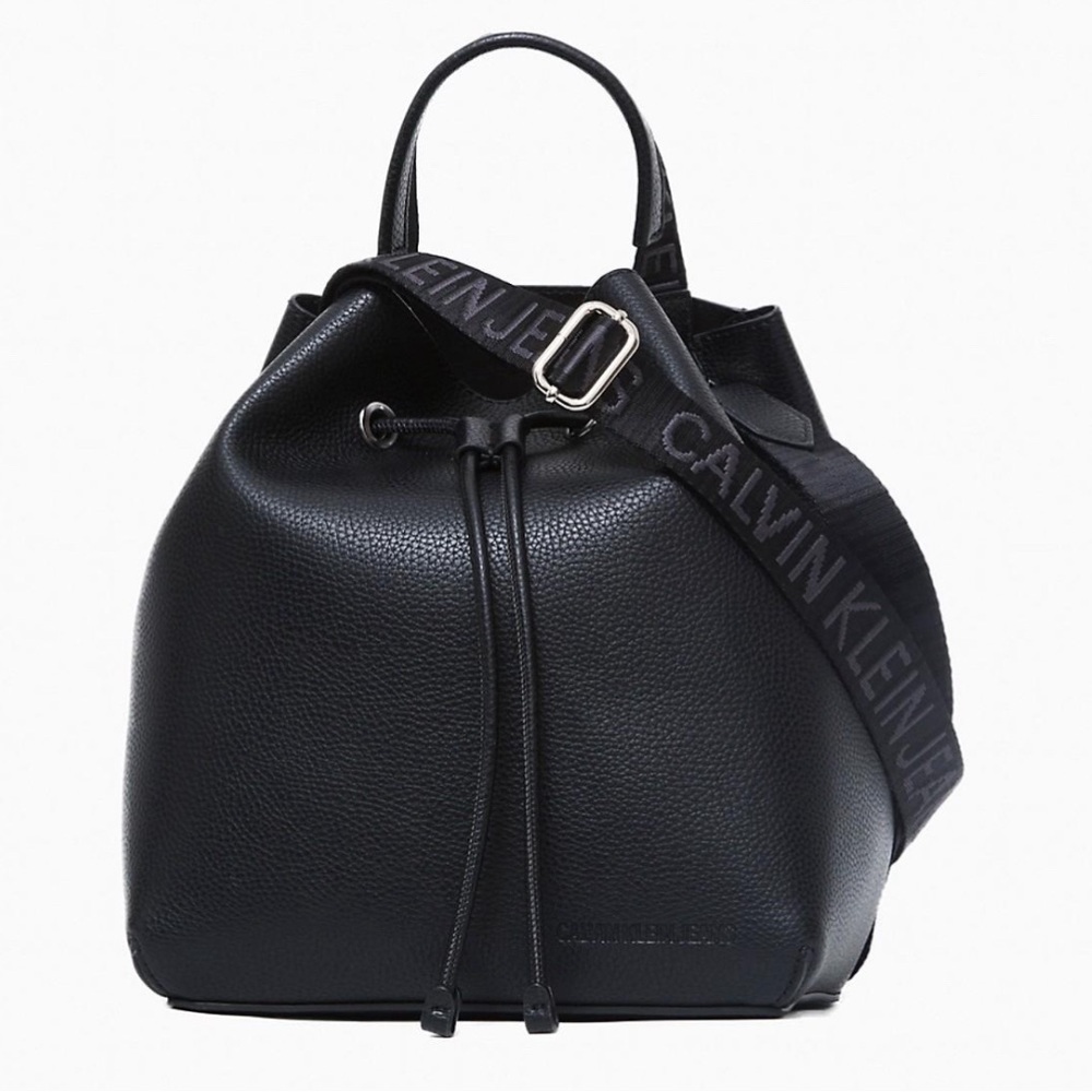 Calvin Klein Jeans Black Pebble Leather Bucket Crossbody Bag